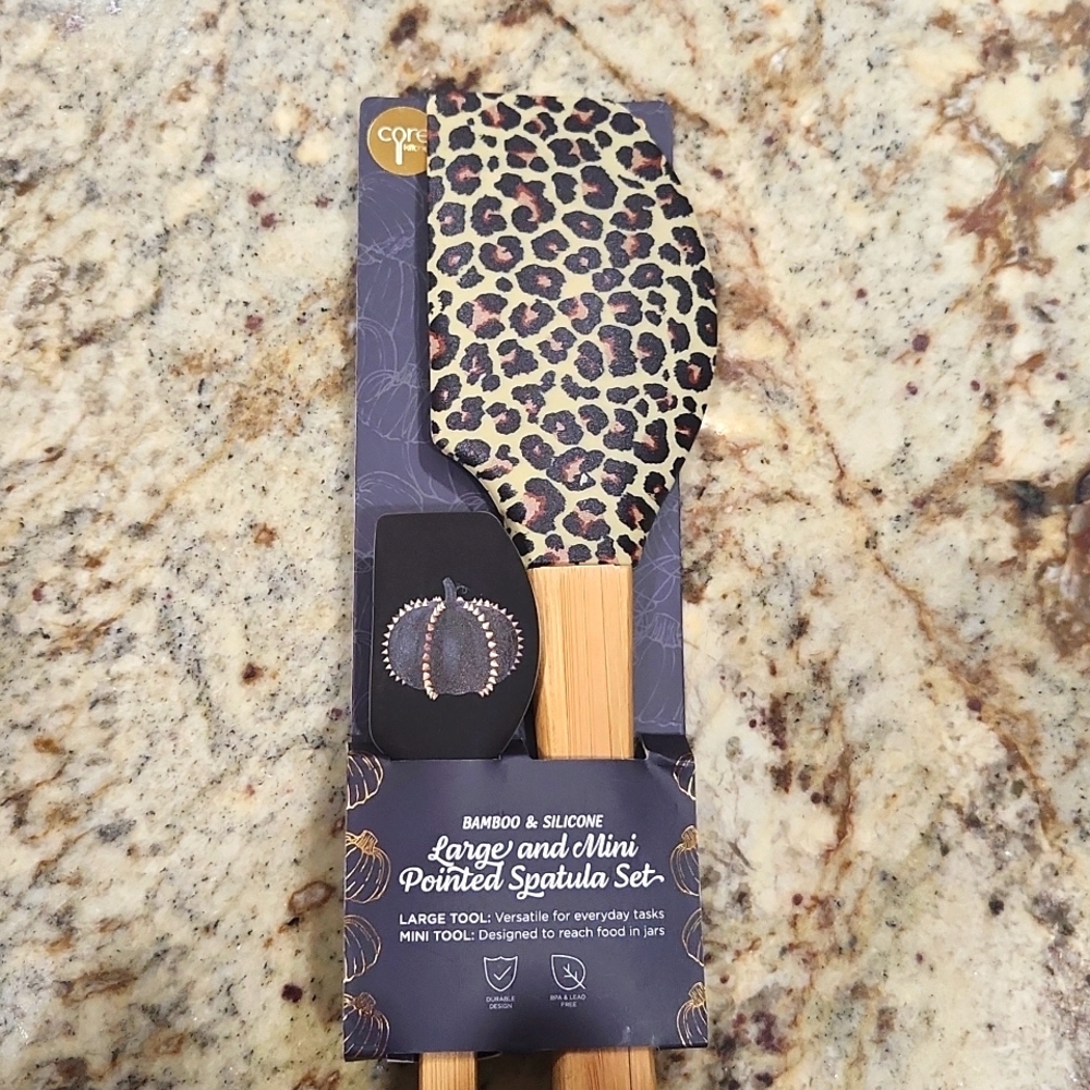 Core Kitchen Leopard and Pumpkin Spatula Set